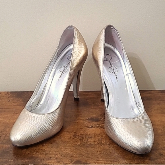 Jessica Simpson gold & silver heels size 8.5 - Picture 1 of 13